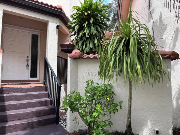 Lakeview Courts At Jacaranda, 9121 W Sunrise Blvd, Plantation, Florida 33324, image 1