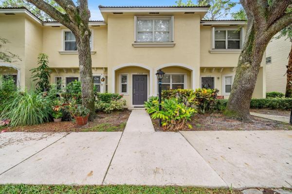 Georgian Courts, 13468 Old Englishtown Rd, Wellington, Florida 33414, image 1