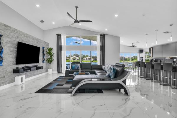 Valencia Lakes, 11674 Caracas Blvd, Boynton Beach, Florida 33437, image 1