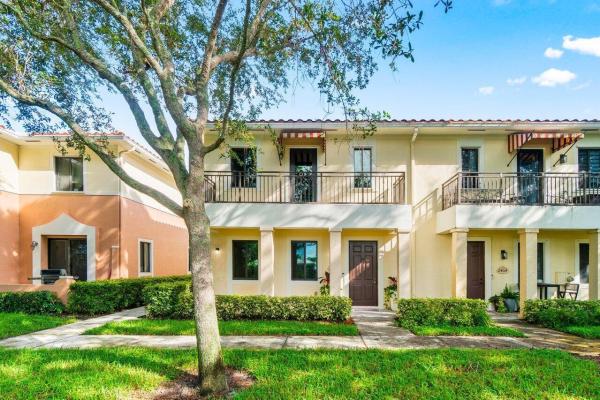 Venetian Villas, 2406 Venetian Way, Boynton Beach, Florida 33426, image 1