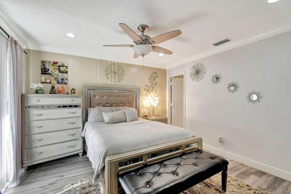 Canalakes, 3003 Poolside Dr, Greenacres, Florida 33463, image 2