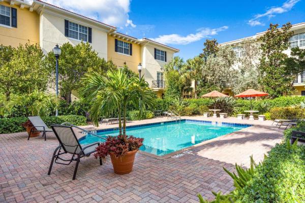 2502 N Dixie Hwy 16, Lake Worth, Florida 33460, image 1