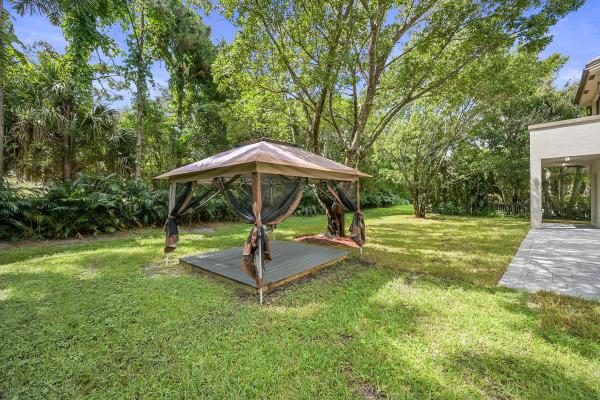 Versailles At Wellington, 10404 Trianon Pl, Wellington, Florida 33449, image 2