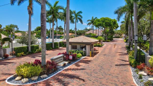 100 Pelican Pointe Dr 1020, Delray Beach, Florida 33483, image 1