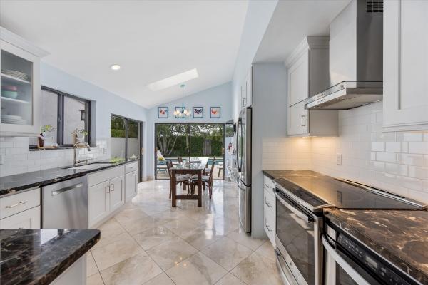 Windsor Way, 2443 Windsor Way Ct, Wellington, Florida 33414, image 2