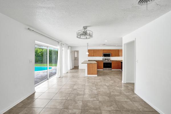 Royal Oaks Hills, 811 W Royal Palm Rd, Boca Raton, Florida 33486, image 2