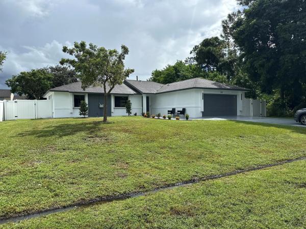 Floresta Pointe, 248 SE Fallon Dr, Port St. Lucie, Florida 34983, image 1