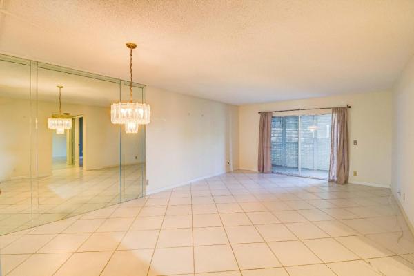 Huntington Lakes 1, 14360 Strathmore Ln 406, Delray Beach, Florida 33446, image 1