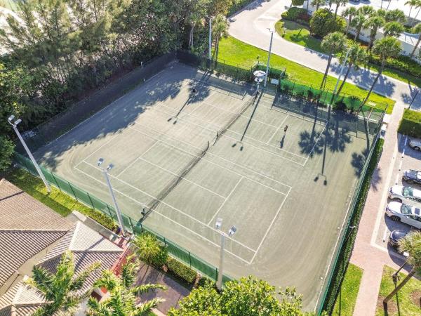 Aberdeen Arms, 4750 S Ocean Blvd #204, Highland Beach, Florida 33487, image 3