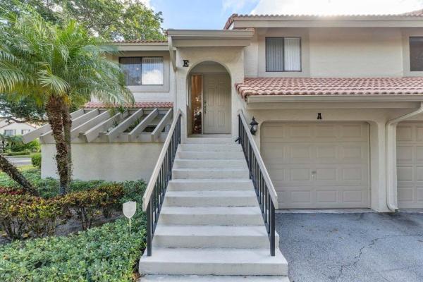 Coach Houses Of Town Place, 5720 Coach House Cir, Boca Raton, Florida 33486, image 1