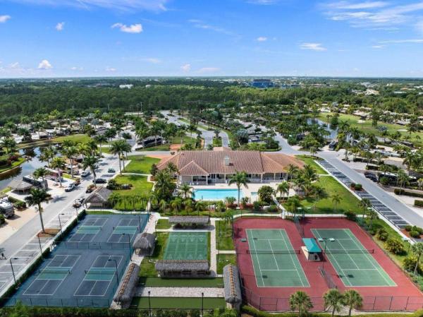 408 NW Chipshot Ln, Port St. Lucie, Florida 34986, image 2