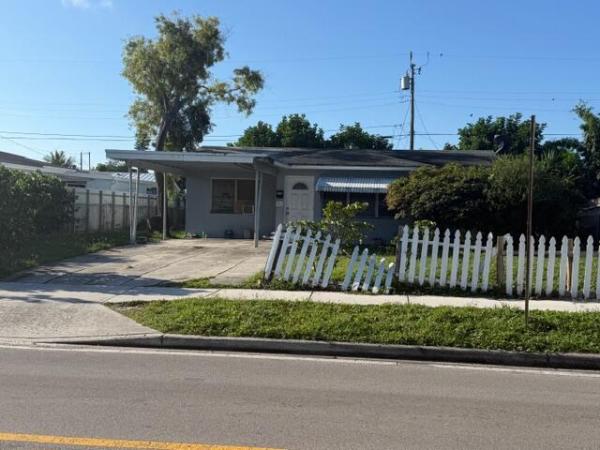1005 12th Ave S, Lake Worth, Florida 33460, image 1