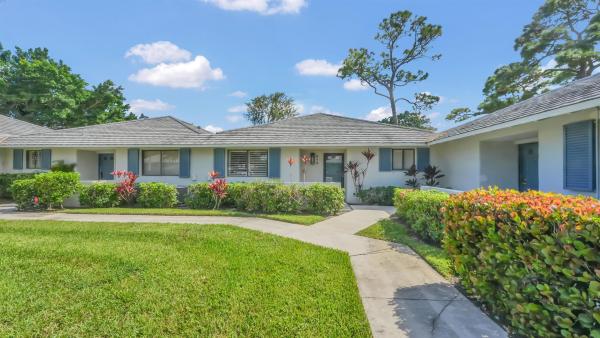 Club Cottages, 515 Club Dr, Palm Beach Gardens, Florida 33418, image 1