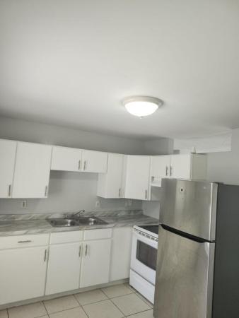 610 Holly Ave, Fort Pierce, Florida 34982, image 2