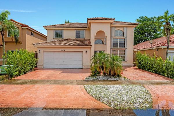 16454 SW 103rd Ln, Miami, Florida 33196, image 1