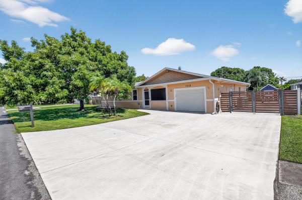 Laurel Hills, 1216 NW 8th Ct, Boynton Beach, Florida 33426, image 1