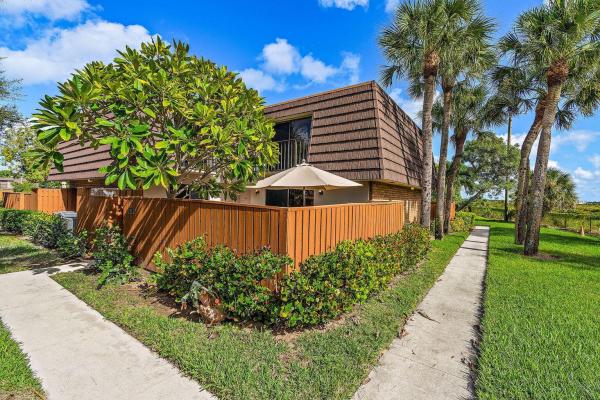 The Lakes At The Bluffs, 2316 23rd Ct, Jupiter, Florida 33477, image 1