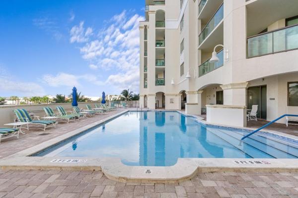 The Landmark At The Gardens, 3630 Gardens Pkwy #1005C, Palm Beach Gardens, Florida 33410, image 2