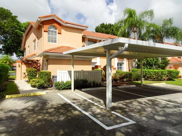 9637 Shadybrook Dr 201, Boynton Beach, Florida 33437, image 1