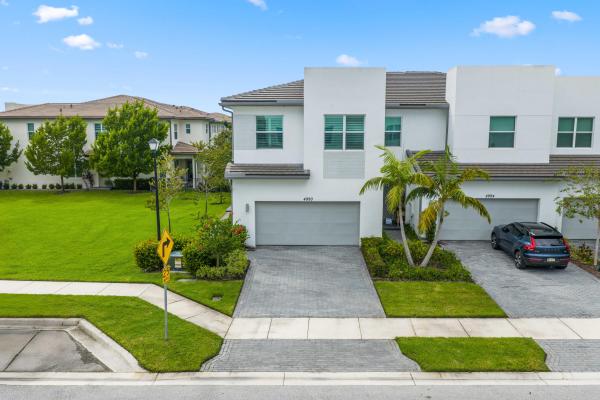4990 Navali Dr, Lake Worth, Florida 33467, image 1