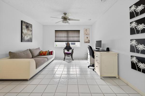 Huntington Pointe, 6426 Pointe Pleasant Cir, Delray Beach, Florida 33484, image 1