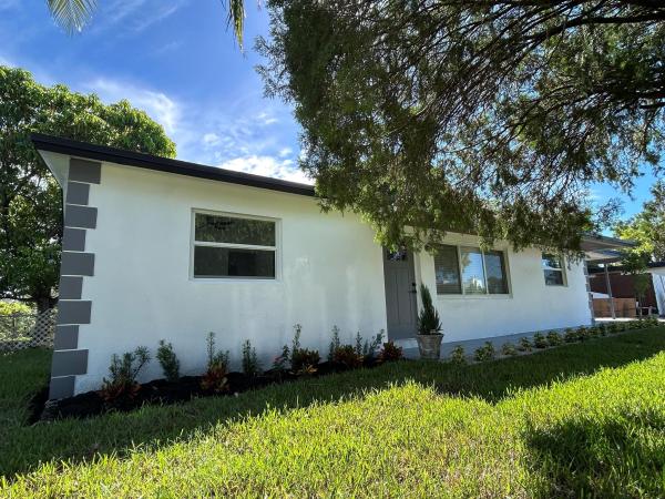 Tallman Pines, 4040 NE 4th Ave, Deerfield Beach, Florida 33064, image 1