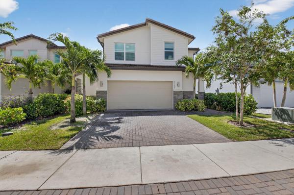 Banyan Court, 4320 Buttonwood Dr, Delray Beach, Florida 33445, image 1