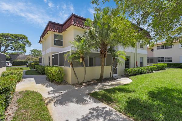 Villas On The Green, 717 S Us Highway 1 904, Jupiter, Florida 33477, image 1