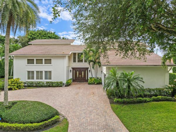 Presidential Estates, 2801 Embassy Dr, West Palm Beach, Florida 33401, image 1