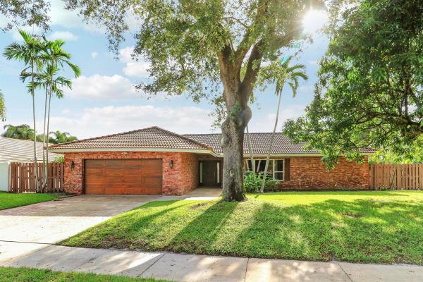Boca Raton Square, 100 SW 15th Ct, Boca Raton, Florida 33486, image 1