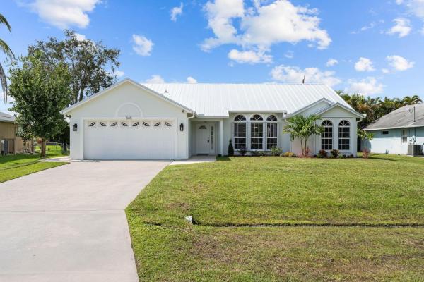 Southbend Lakes Estates, 545 SE Cliff Rd, Port St. Lucie, Florida 34984, image 1