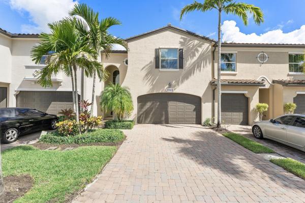 Trevi At The Gardens, 4543 Mediterranean Cir, Palm Beach Gardens, Florida 33418, image 1
