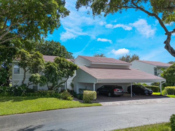Lakes Of Woodhaven, 6245 Old Court Rd 102, Boca Raton, Florida 33433, image 1