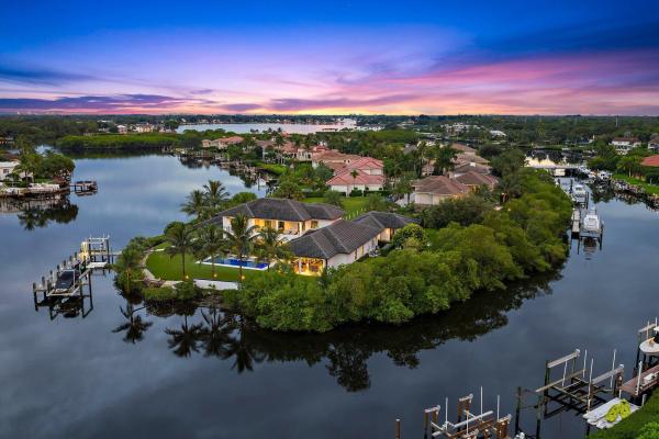 18941 SE Reach Island Ln, Jupiter, Florida 33458, image 1