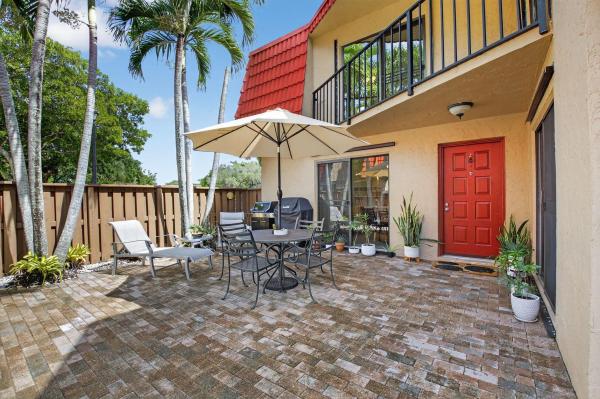 Banyan Lake, 8057 Severn Dr #A, Boca Raton, Florida 33433, image 1