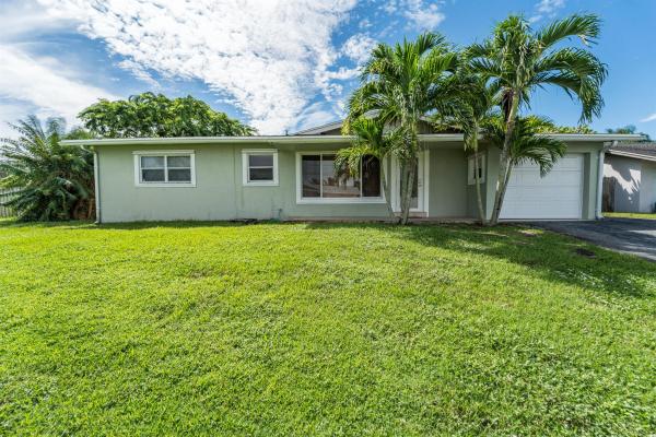 Golfview Harbour, 1022 SW 25th Ave, Boynton Beach, Florida 33426, image 1