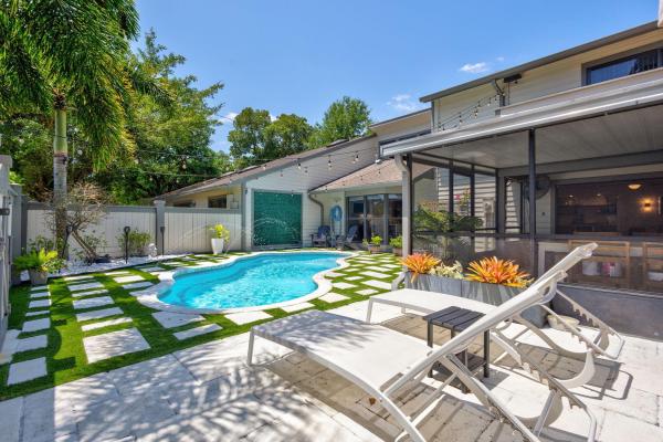Bedford Mews At Wellington, 13400 Bedford Mews Ct, Wellington, Florida 33414, image 1