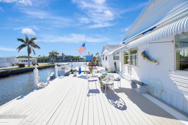 211 S Heron Dr, Briny Breezes, Florida 33435, image 1