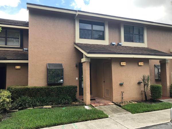 Golden Raintree 6, 3711 Carambola Cir N #2831, Coconut Creek, Florida 33066, image 1