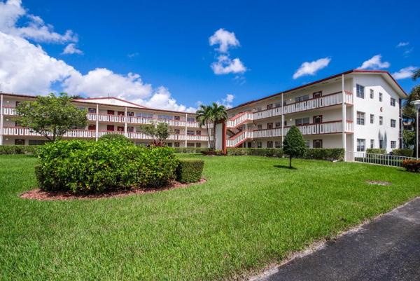 293 Brighton G, Boca Raton, Florida 33434, image 2