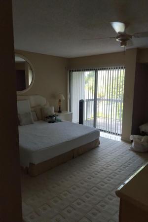 Bridgewood Townhouses At Boca West Country Club, 2006 Bridgewood Dr, Boca Raton, Florida 33434, image 1