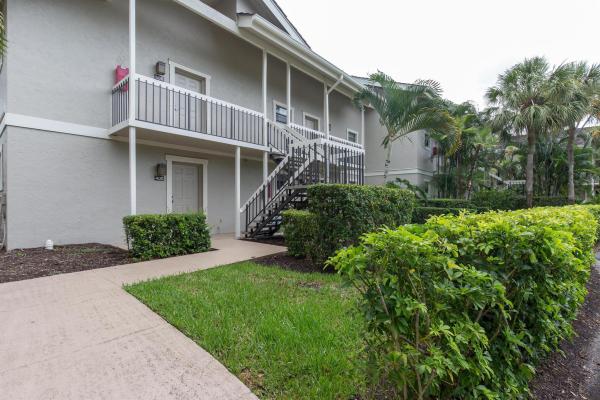 Tennis Lodges, 11863 Wimbledon Cir 500, Wellington, Florida 33414, image 1