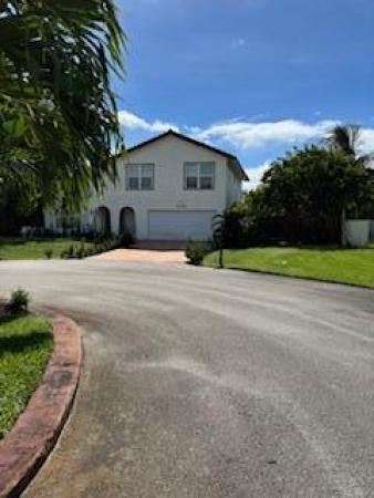 Escondida, 6785 Escondida Dr, Lake Clarke Shores, Florida 33406, image 1