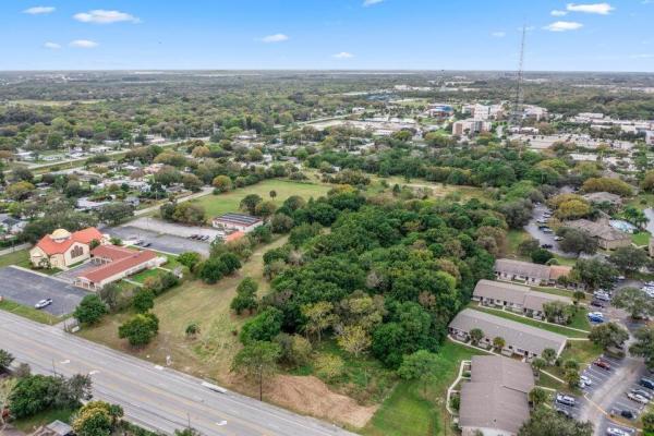 Fort Pierce Residential, 2205 S Stanton Ave, Fort Pierce, Florida 34981, image 3