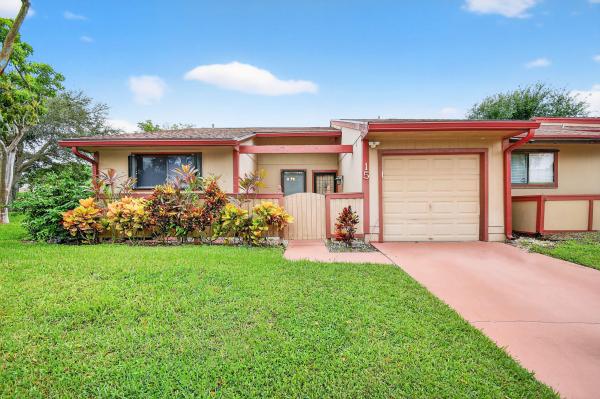 Boynton Lakes 3, 15 Farnworth Dr, Boynton Beach, Florida 33426, image 1