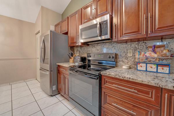 Summit Trails, 1139 Summit Trail Cir #B, West Palm Beach, Florida 33415, image 3