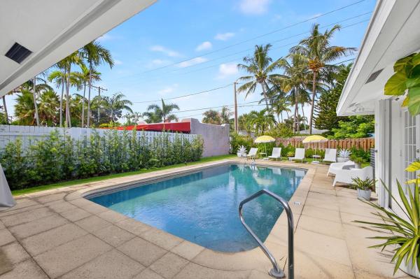 1123 N Lakeside Dr, Lake Worth, Florida 33460, image 1