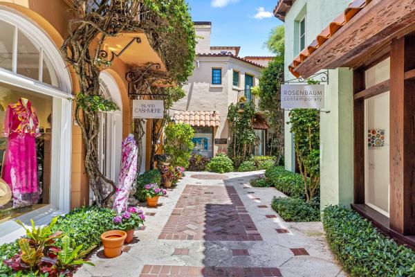 Royal Park, 9 Via Parigi, Palm Beach, Florida 33480, image 2
