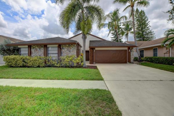 Concord Green, 20995 Concord Green Dr E, Boca Raton, Florida 33433, image 1