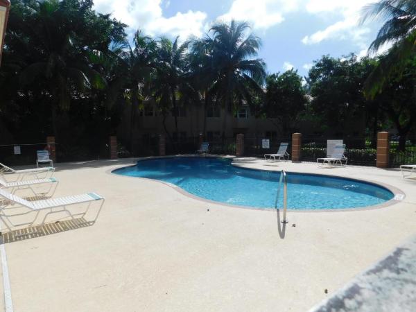 The Cove At Briar Bay, 3800 N Jog Rd #204, West Palm Beach, Florida 33411, image 3